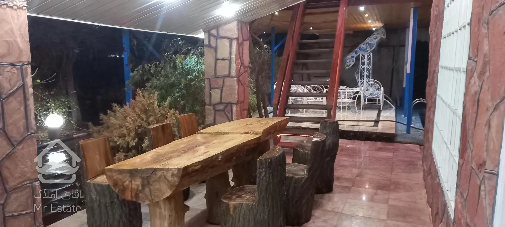 ویلا بزرگ الاچیق مدرن و لوکس