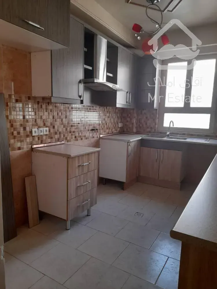 اپارتمان۶۶متری ۲خواب مستر، وام دار، قابل رهن، لوکیشن عالی