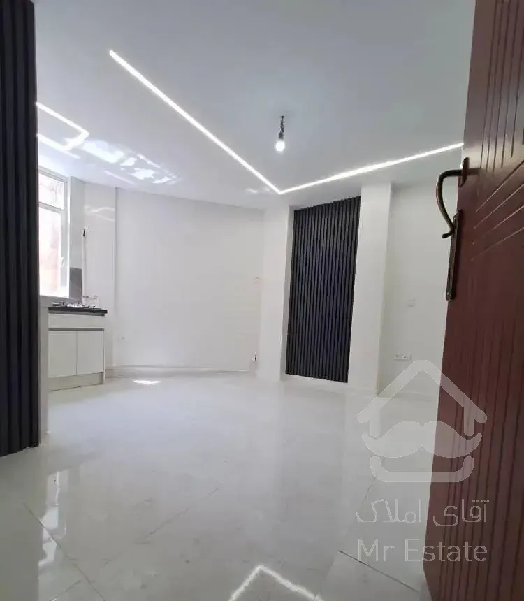 فروش آپارتمان ۴۰ متری ۱ خوابه طبقه ۱ در منیریه