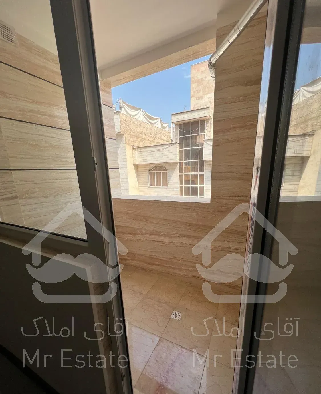 اپارتمان ۹۲ متری ۲ خواب