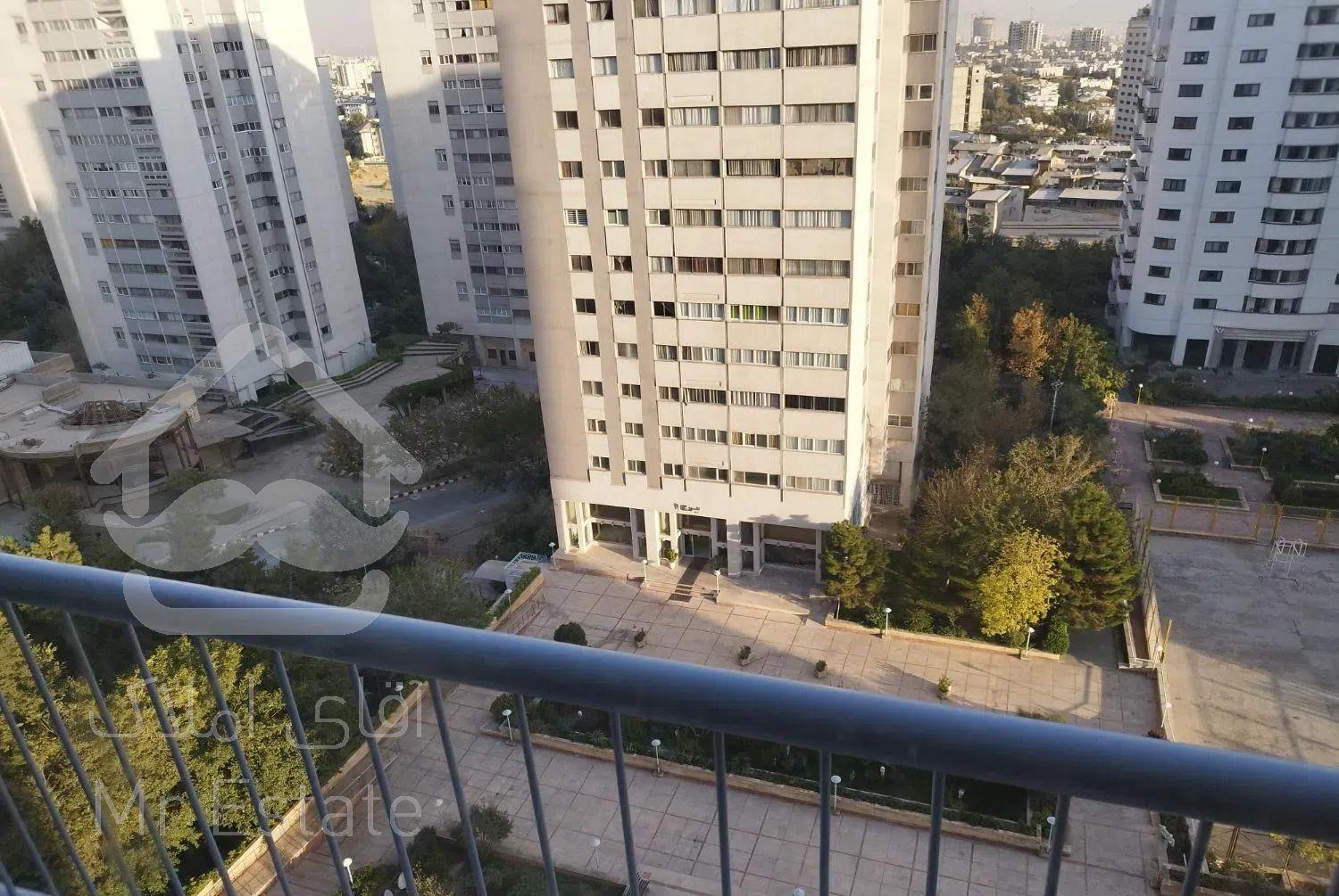 آپارتمان ۱۲۶متر  ۲خواب آتی ساز