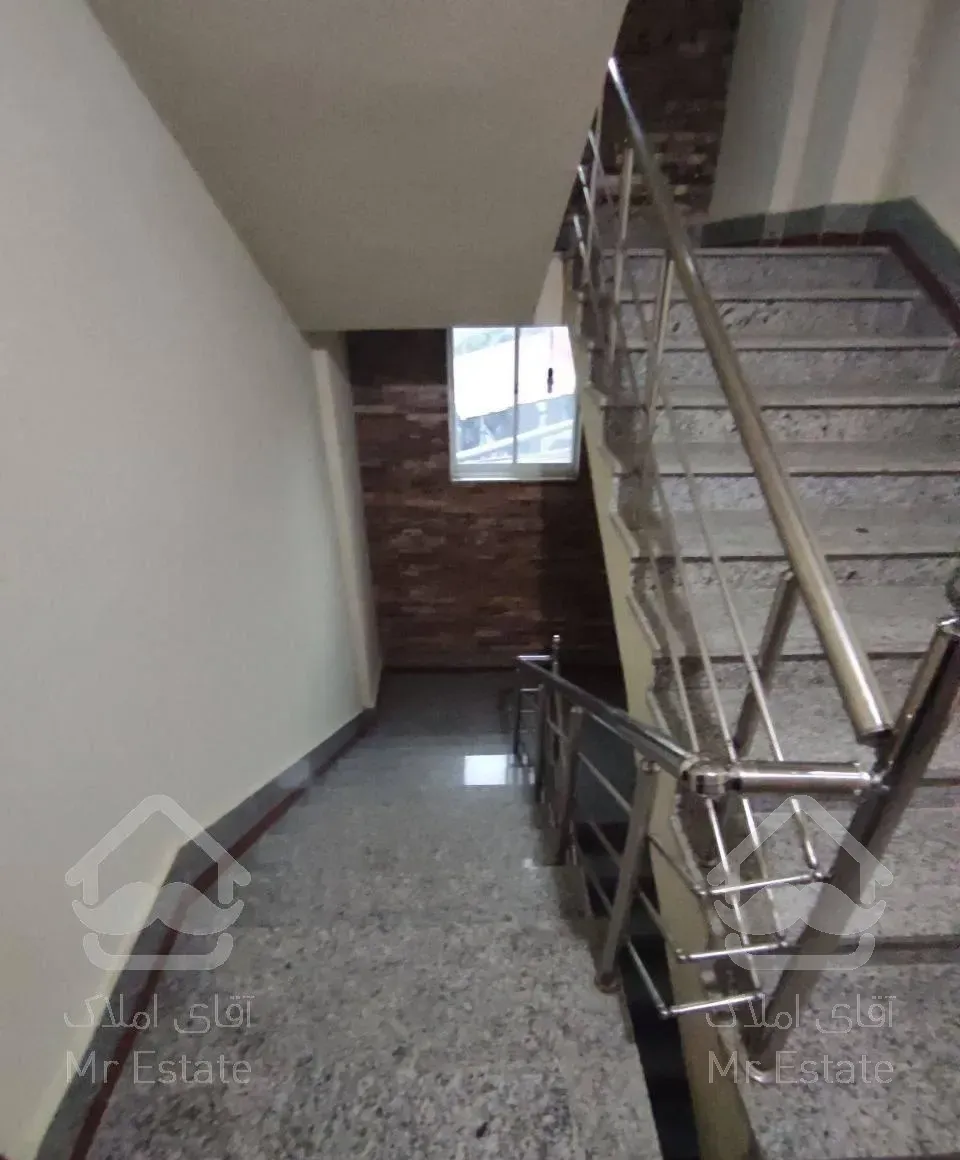 اجاره خانه ۱۳۰ متری طبقه اول در چالوس