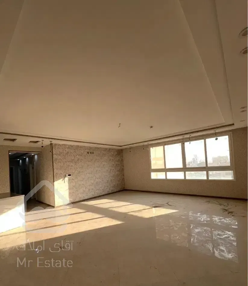 ۱۲۸ متر ۳خوابه/ کلید نخورده/ ۳دقیقه پیاده تا حرم