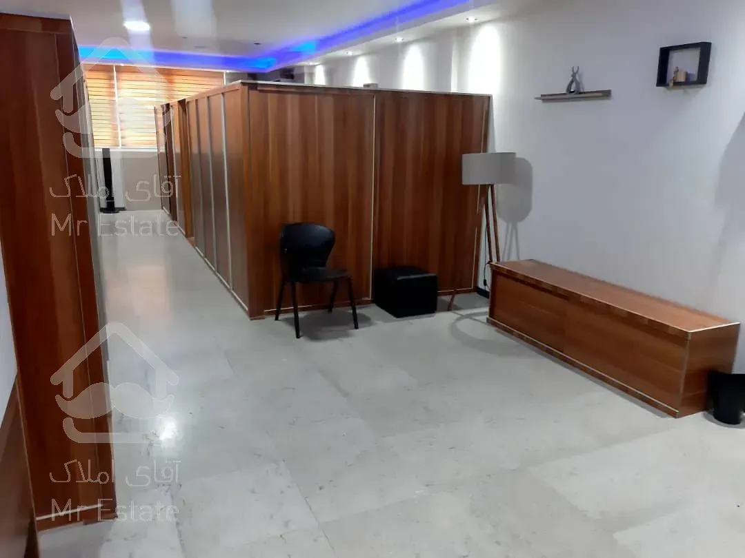 90 متر / موقعیت اداری / بر اصلی جلال / فلت