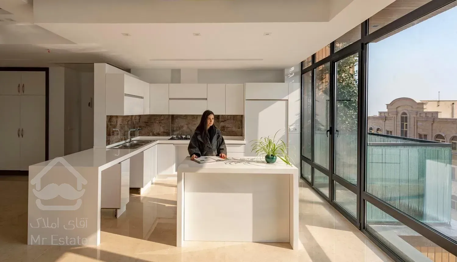 ۱۹۰متر آجودانیه/ویو سبز ابدی/۲پارکینگ/اکازیـون