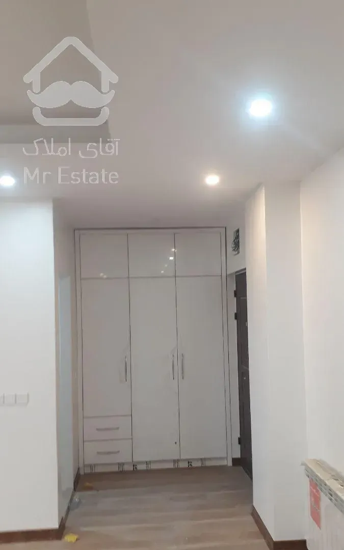 117متری دوخوابه 5 کیلومتری ایرانمال