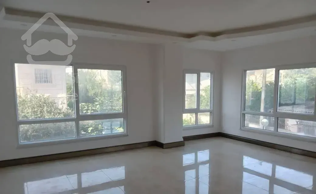 ۱۳۷ متر / بر اصلی طالقانی / فروشنده واقعی