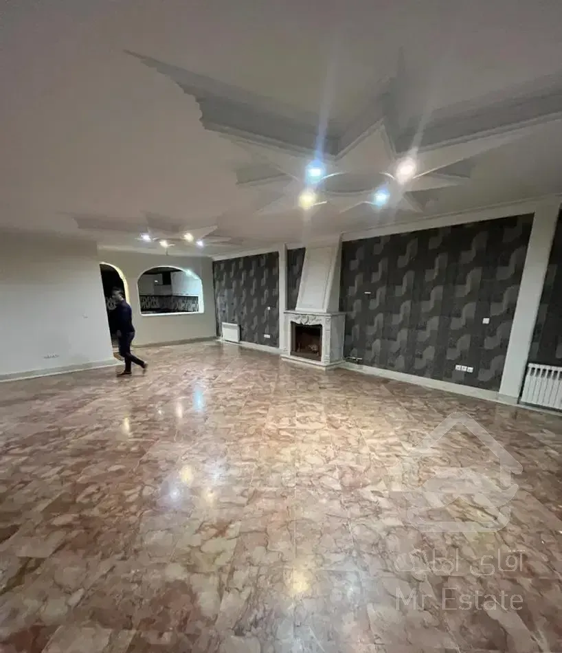 ۲۰۰متر فول امکانات سهروردی جنوبی