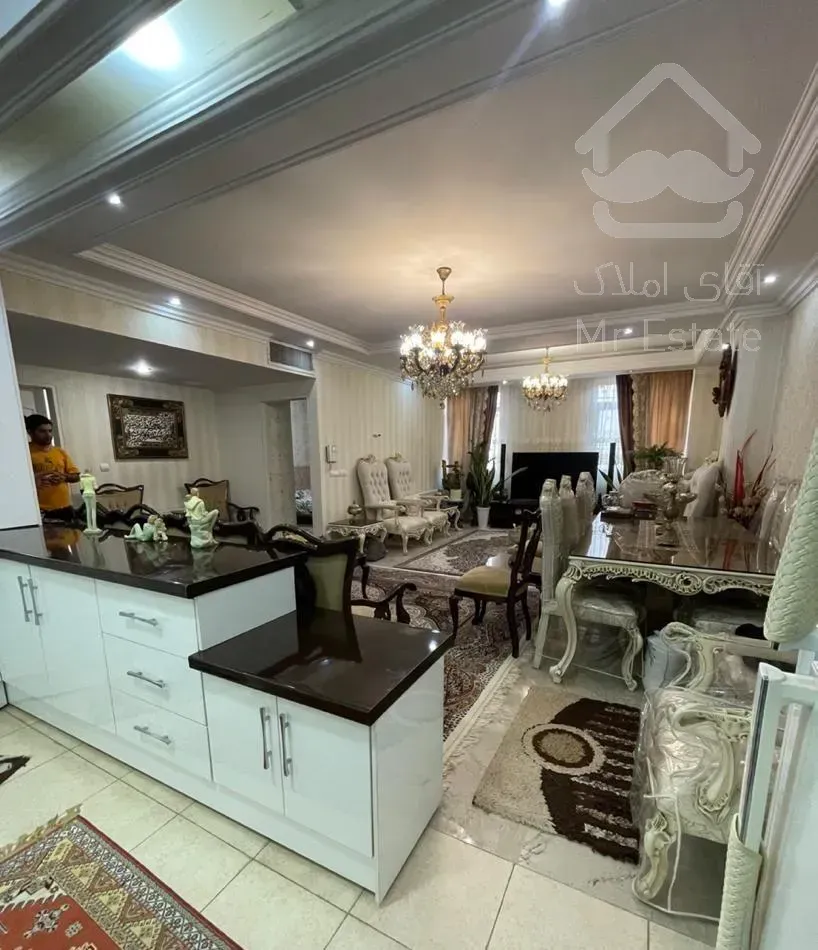 ((۸۲متر فول شمال صادقیه))