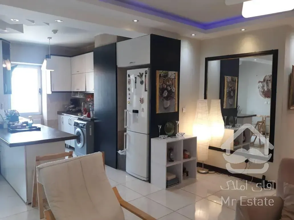 فروش ۹۰ متری دریاچه بدون مشرف