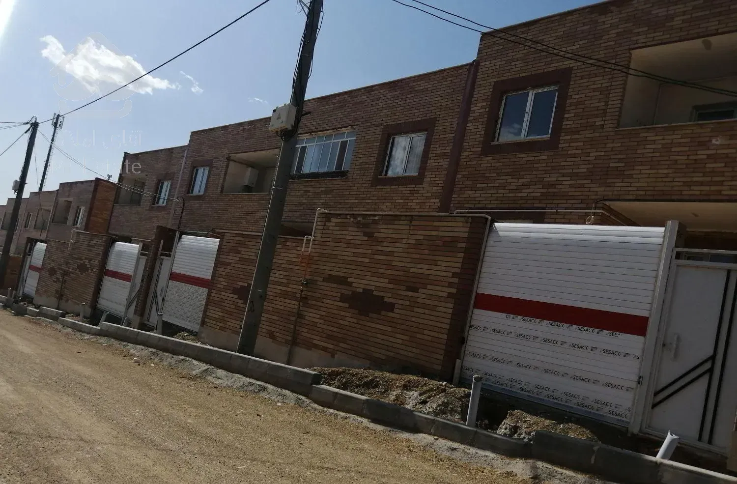 آپارتمان ۹۵ متری ایوانکی فروش و معاوضه