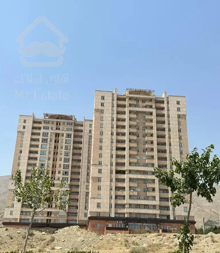 ۷۸ متر خوش نقشه پر نور آبشار دریاچه دلباز