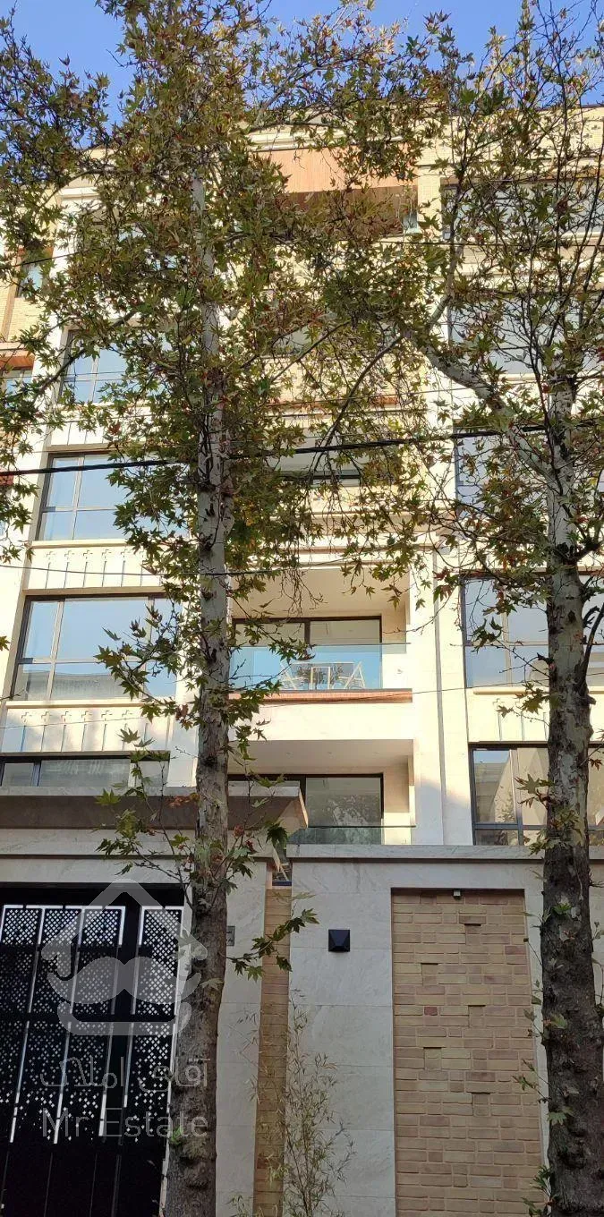 مستغلات/فرمانیه /۱۳۶۵متر بنا/فول مشاعات