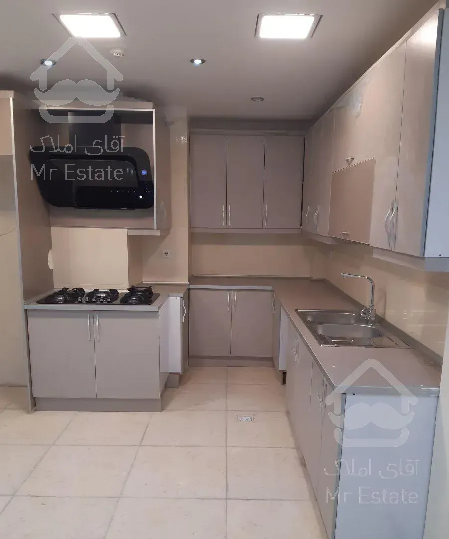 آپارتمان کلید اول خ خرداد بین آبان و آذر