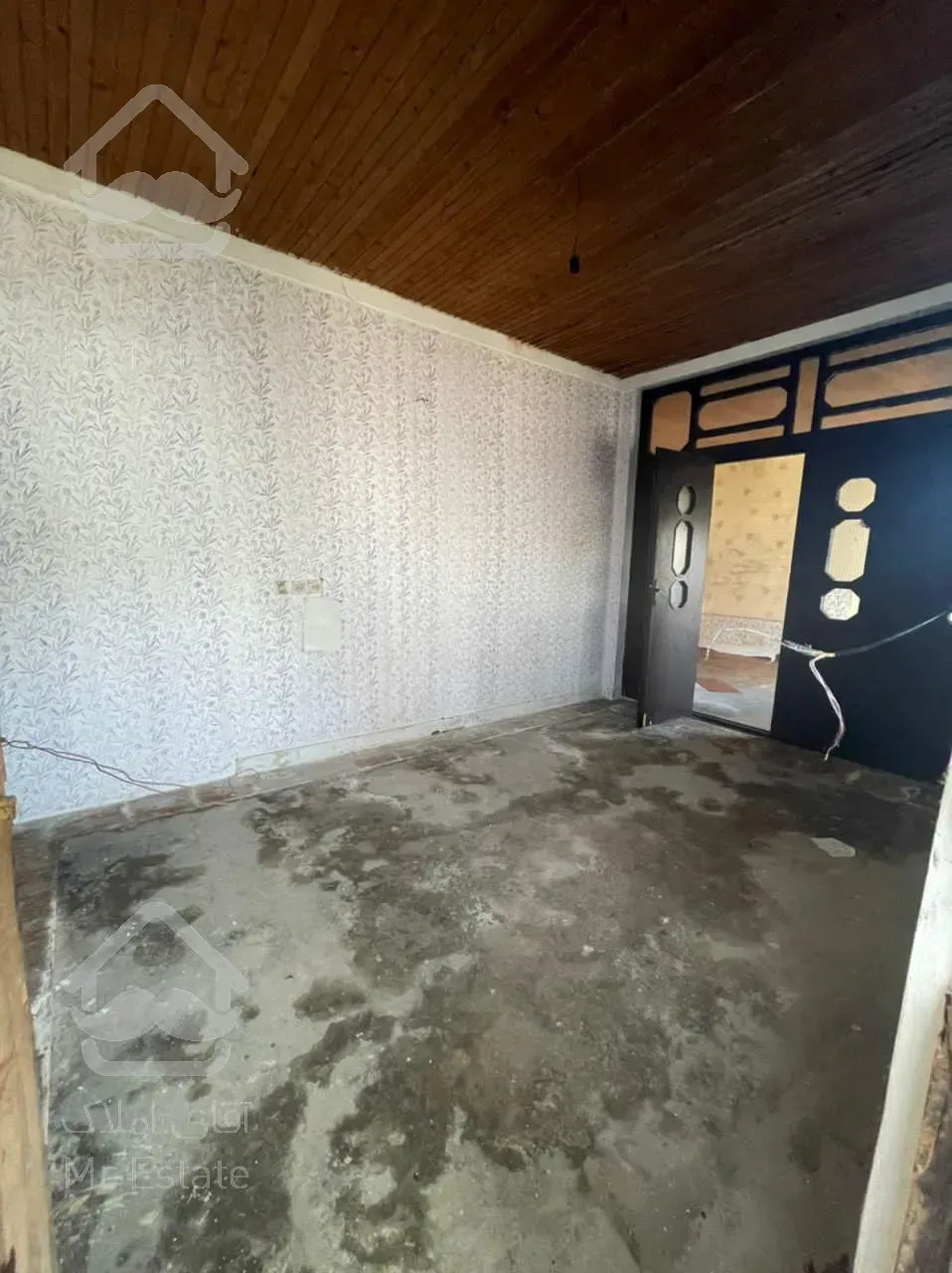 کلنگی ۲۰۰متری فروش فوری قابل بازسازی