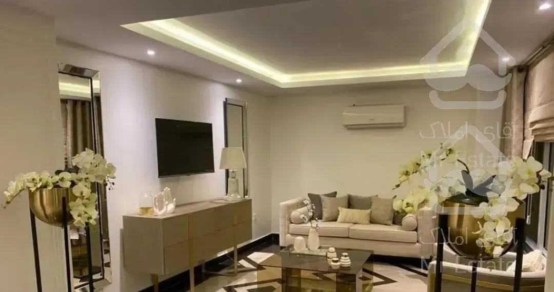 فروش آپارتمان طبقه سوم ۱۲۵ متر در بلوار طالقانی