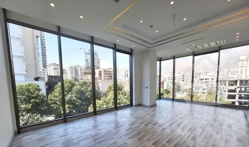 فروش ۴۰۰ متری در نیاوران