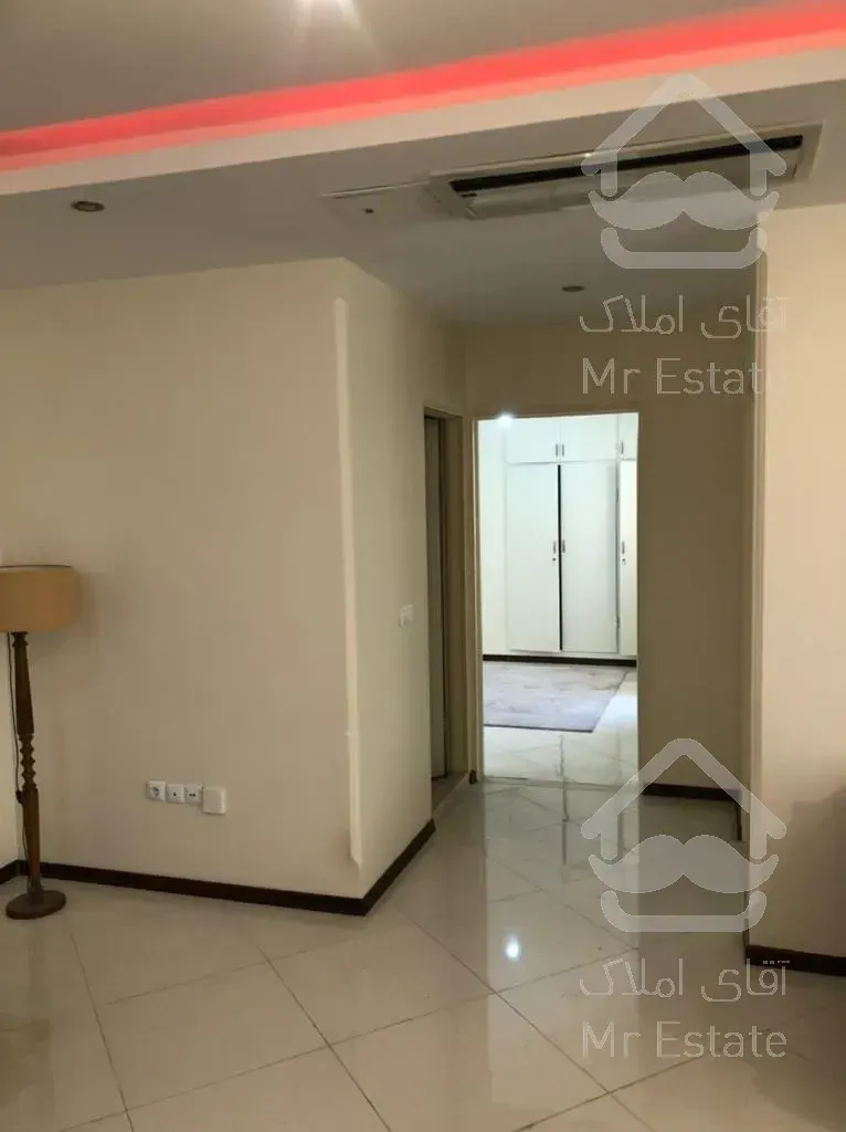 برج باران واحد ۹۴ متری