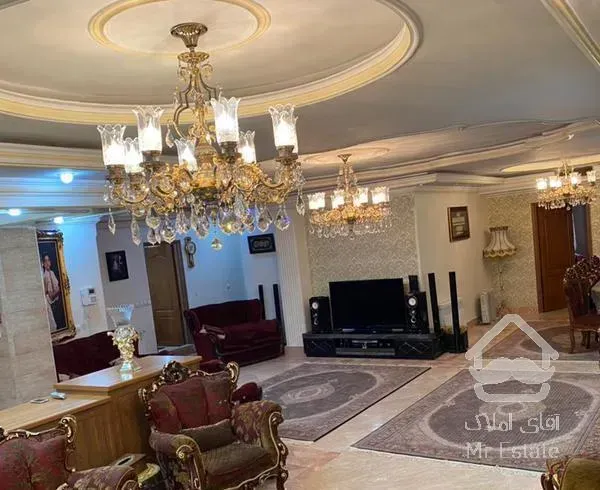 آپارتمان160متری، زیبا   در جنوب مرزداران