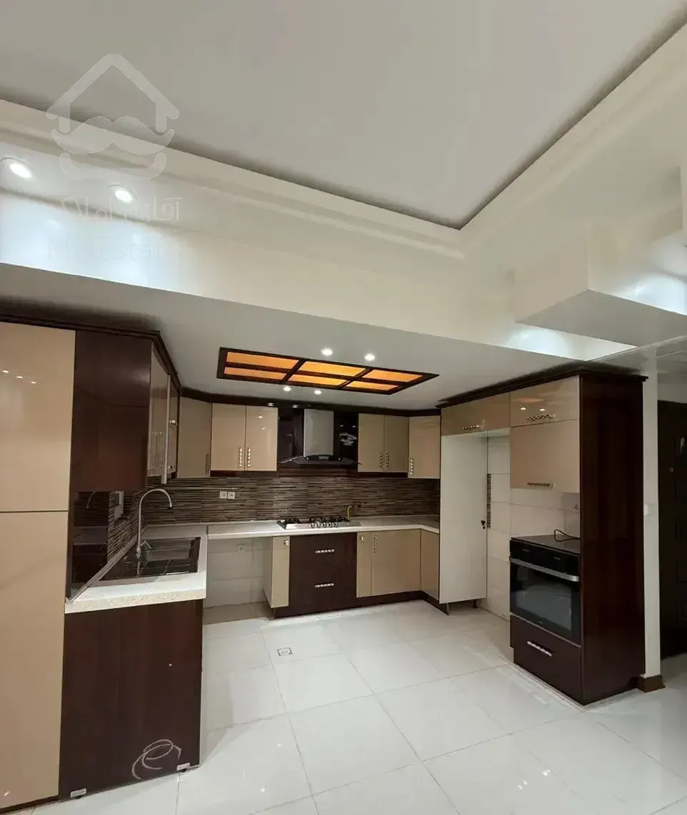 ۸۱ متر ۲ خوابه/ گیشا /چند قدمی بوستان گفتگو