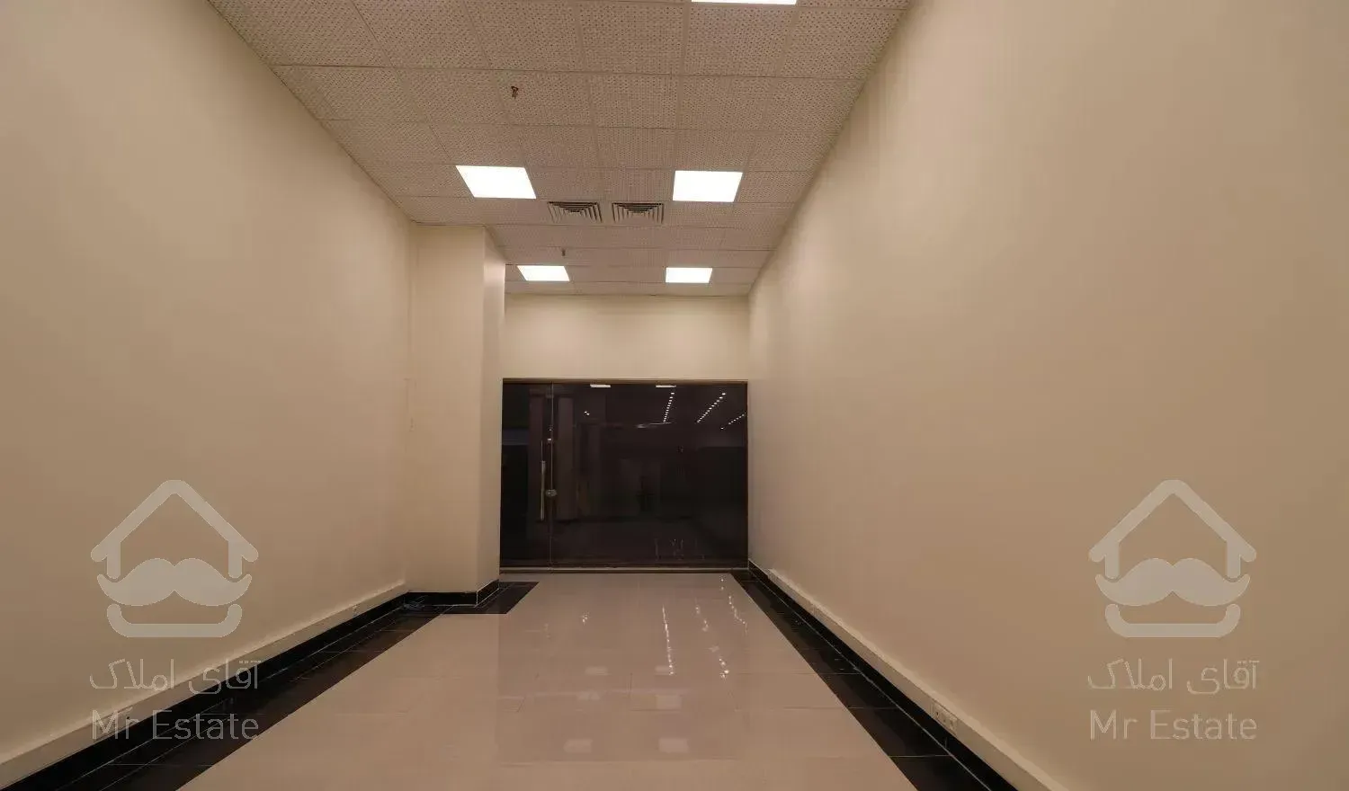 مغازه ۴۰ متری