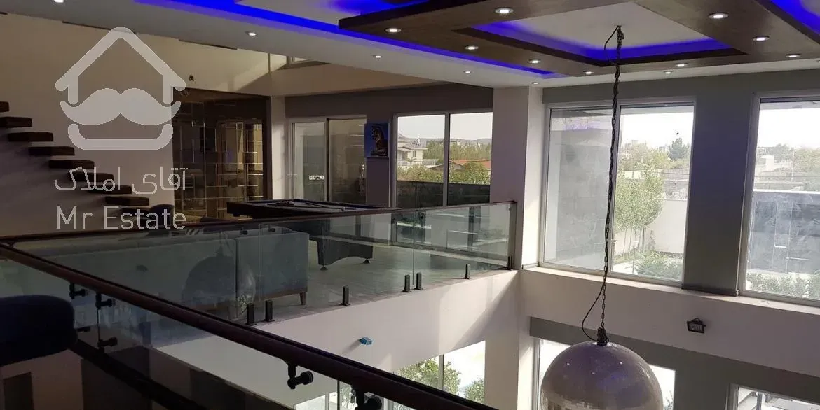 ویلا تریبلکس  استخر ۴فصل