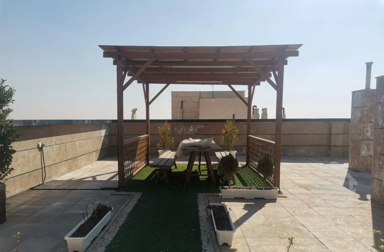 فردوس غرب پروانه ۹۴ متری نوساز