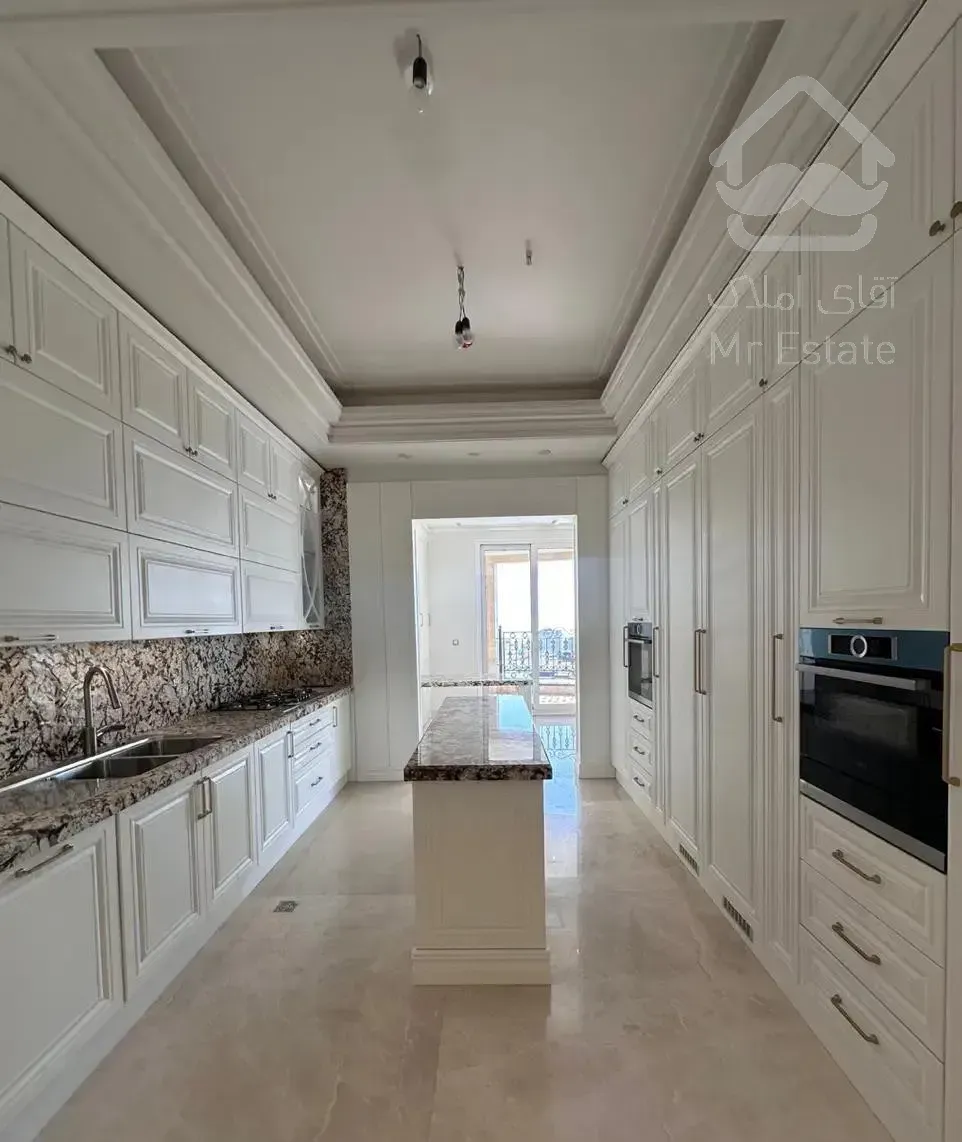 فرمانیه سنبل ۲۵۰ متر نوساز فول