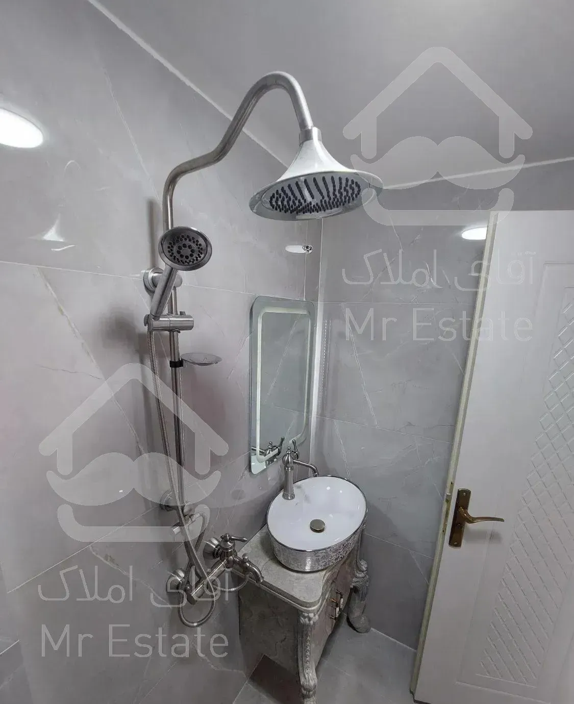 ۱۰۰متر/۳خ/ نقشه طلایی/ فول و نوساز / ۲P سندی