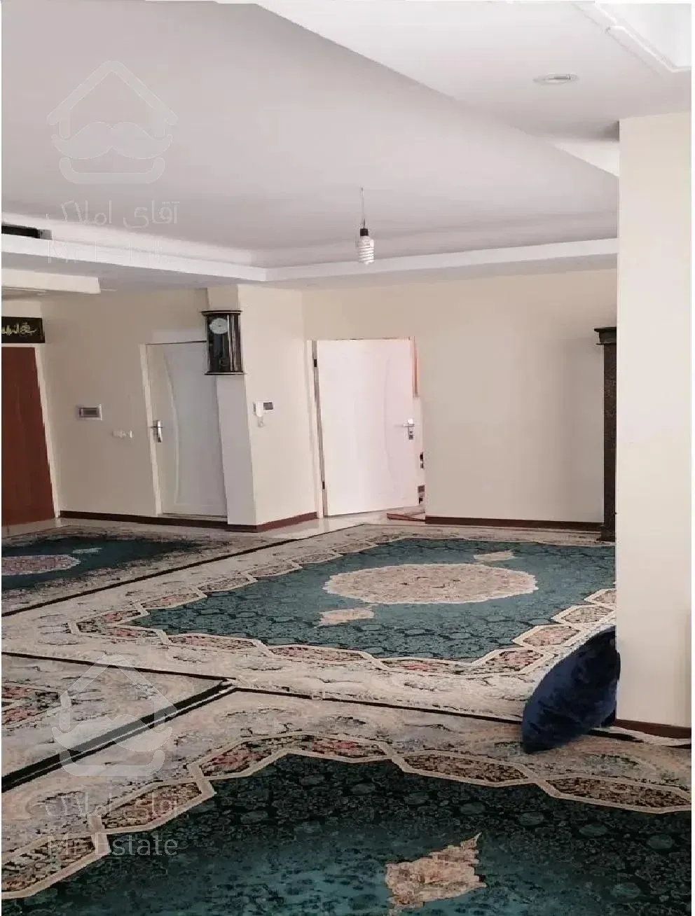 آپارتمان100متری/خ استخر/دوخواب