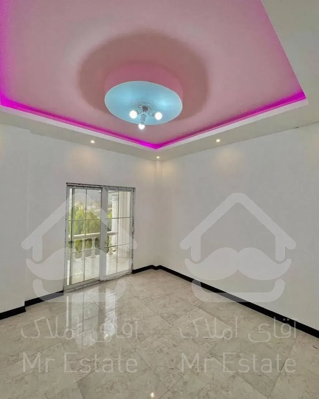 ویلانقلی نزدیک ساحل