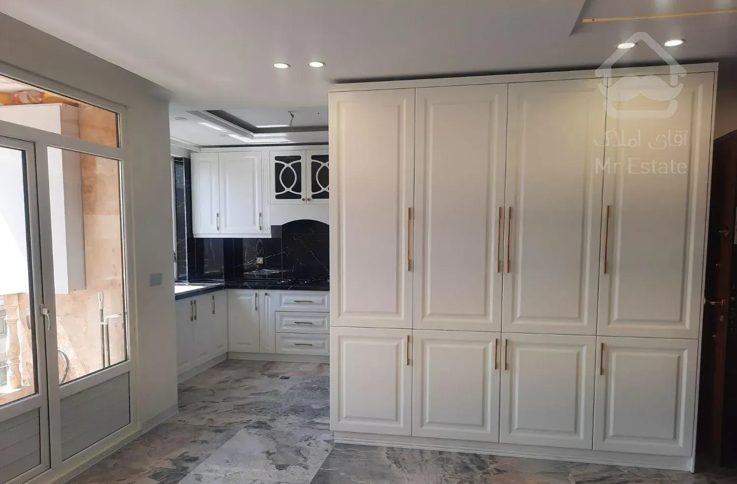 ۱۲۵ متر آپارتمان/ نوساز/ تک واحدی/ خوش نقشه