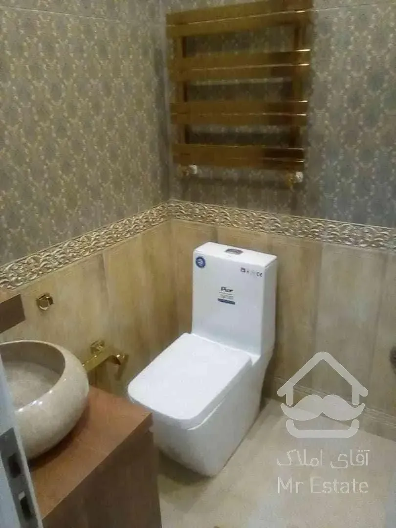 اپارتمان ۲۴۱ متری نوساز اباذر