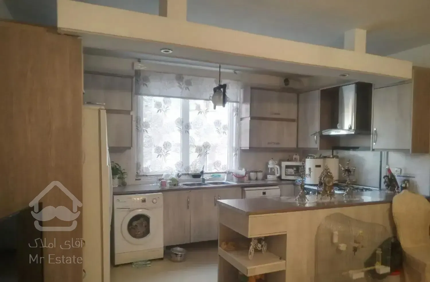 64متر دوخواب عباس کاشی،خوش قیمت/مناسب سرمایه گذاری