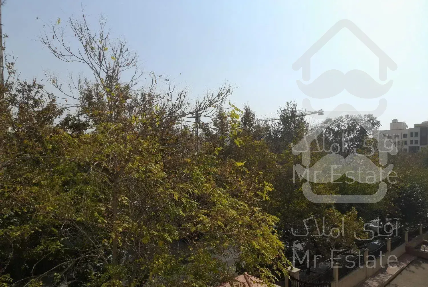 اپارتمان۱۴۰متری سه خواب برج