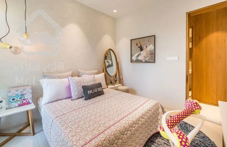 نیاوران١٦٠متر٣خ{طبقات بالا+تراس+مشاعات +روف}