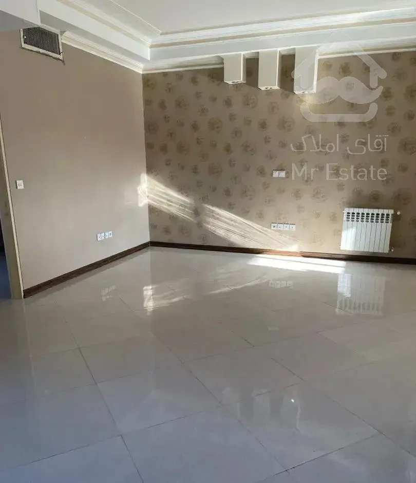 ۸۵ متر ۲ خواب ۵ ساله فول مجرد موجه وخانواده