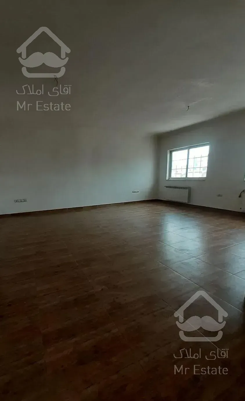 ۱۲۰متری تکواحدی/براصلی بلوار/فلکه گاز/پکیج اسپلیت