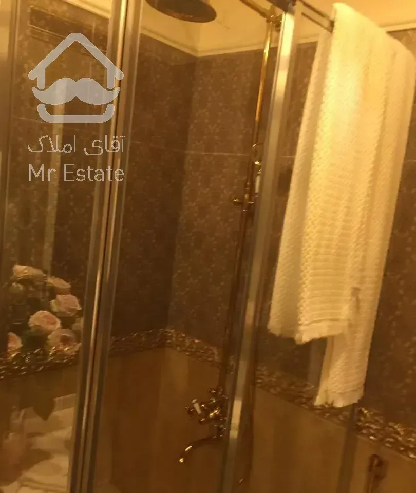 آپارتمان ۱۴۵ متر،۳ خوابه،۲ کله نور ،  ازگل گلزار