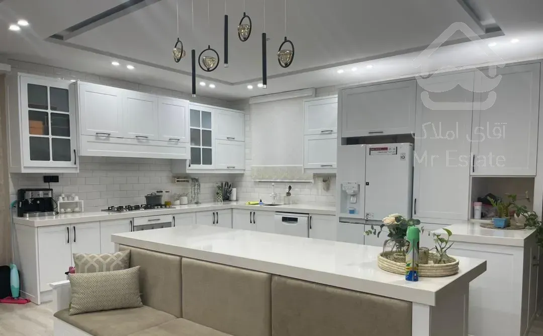 ۱۵۶متر/آپارتمان/فروزان/ارزنده