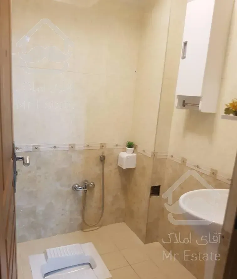 آپارتمان ٦٨متری دو خواب در شهرک لاله منطقه ١