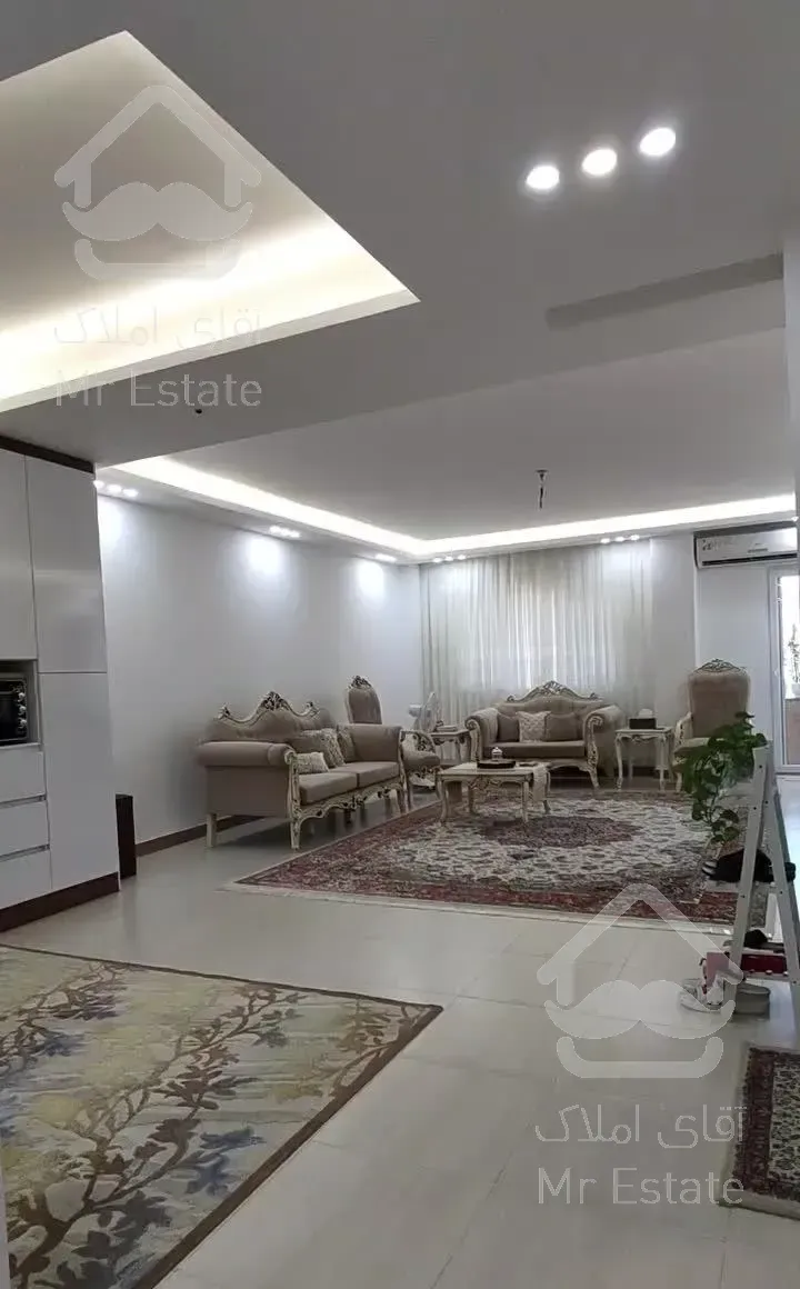 آپارتمان100متری خیابان بیژن حقیری