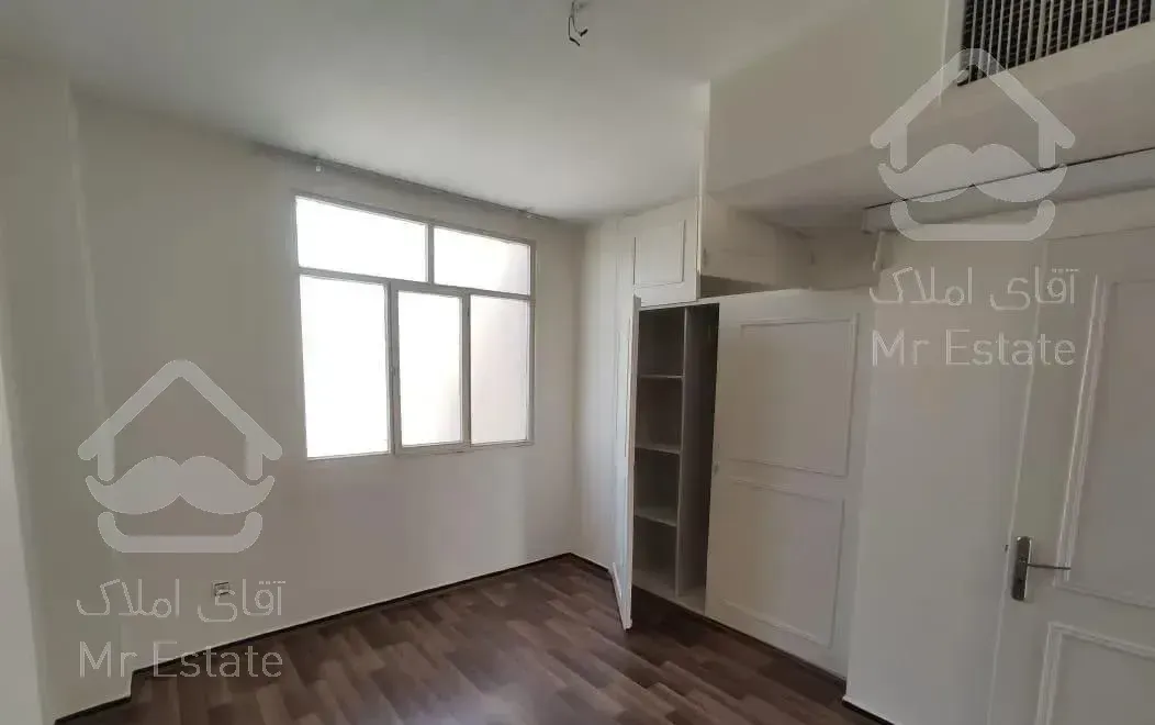 ۱۳۰متر/۳خواب/آکواریوم نور/۲پارکینک