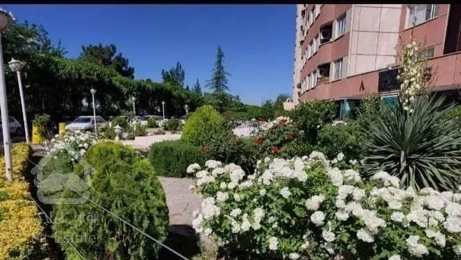 ۸۰ متر  تک خواب/  مبله / محیط مشجر جنب جنگل دریاچه