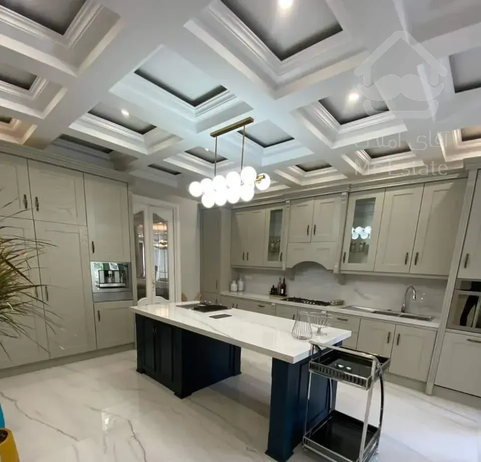 فرمانیه شرقی ۲۹۰ متر ۳خواب دلباز با طراحی مدرن