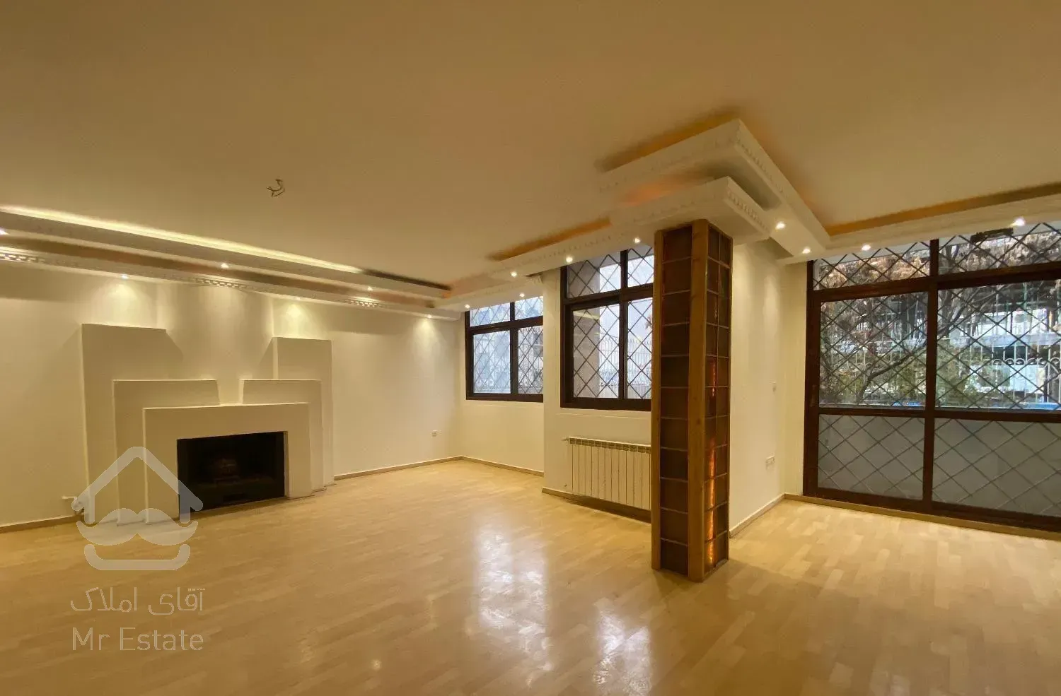 فروش آپارتمان 137 متری ۲ خوابه در 50 قدمی پارک ملت