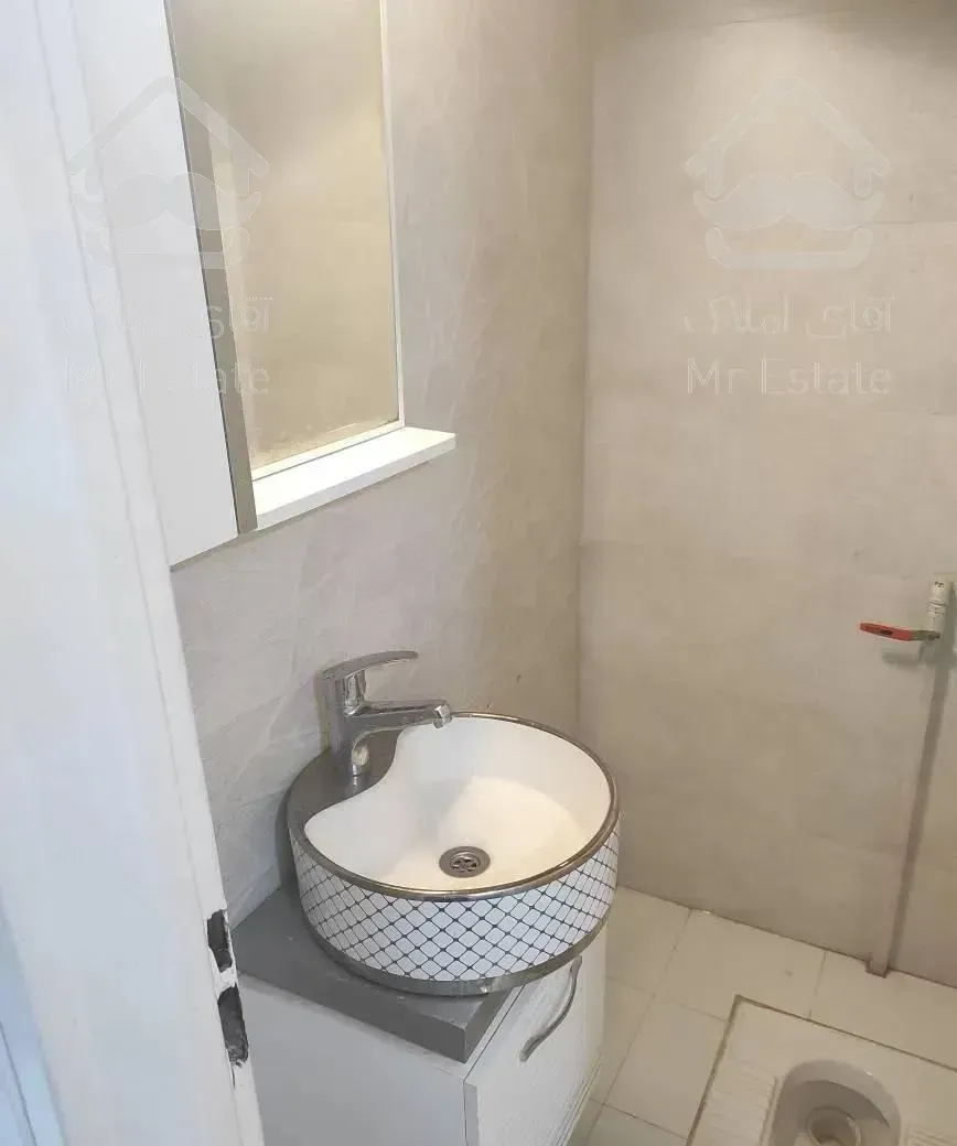 آپارتمان ۱۰۳ متر بازسازی صفرتا صد(پاسیو مسقف)