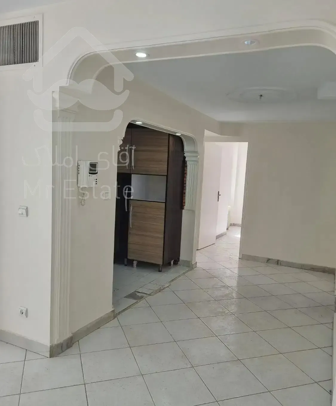 آپارتمان ۱۰۰ متری واقع در شهرک محلاتی