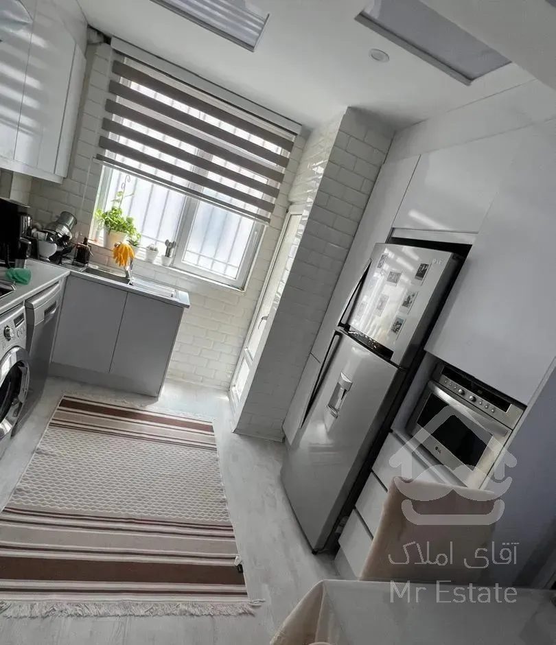 ۴۲متر/پارکینگ اختصاصی/کرمان مجیدیه فدک