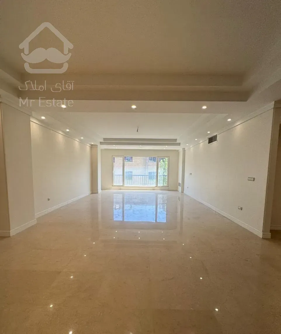 فروش آپارتمان ۲۵۰ متری ۳ خوابه در فرمانیه